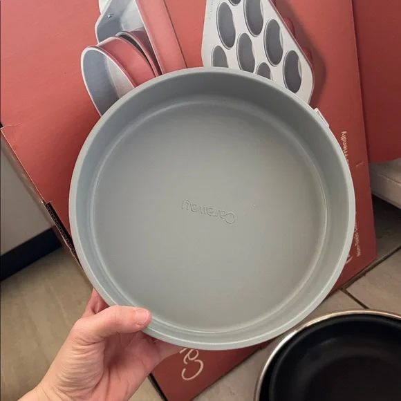 Caraway Peracotta Pink 9” Circle Baking Pan Non Stick Ceramic - Picture 2 of 3